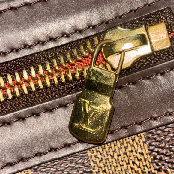 Authentic Bastille Brown Damier model. - Picture 15 of 17